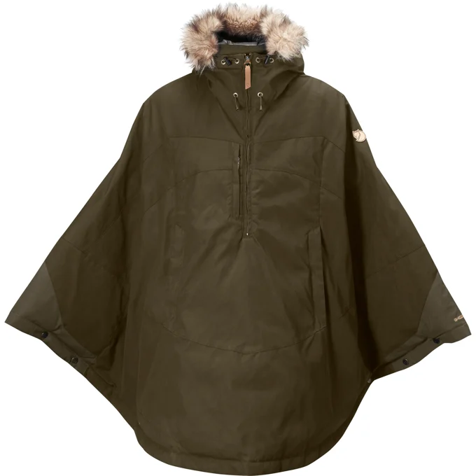 Fjällräven Luhkka Poncho i Mørkegrøn til Vinterbrug